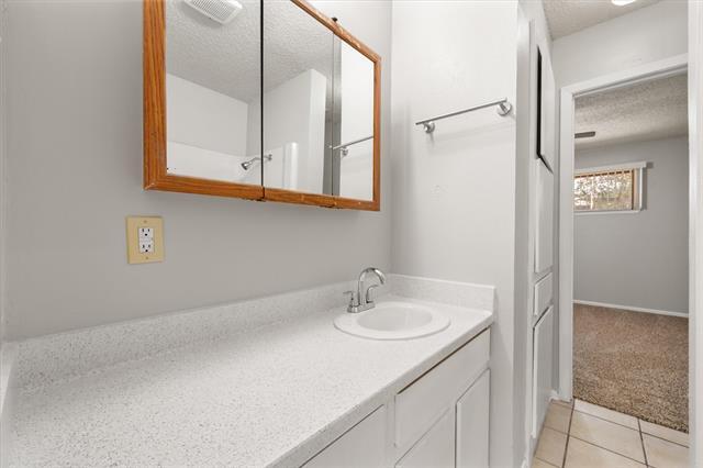 Building Photo - 1803 Harry Ct
