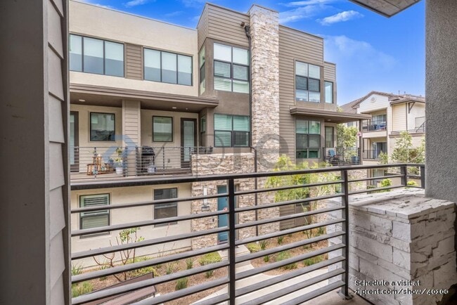 Building Photo - 11048 Luminate Dr