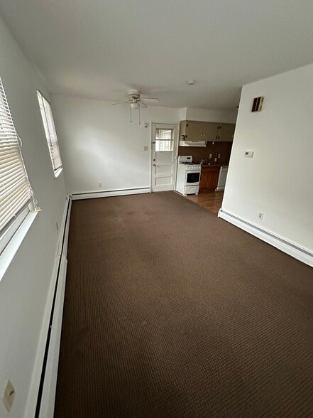 Building Photo - 202 N Madison Ave