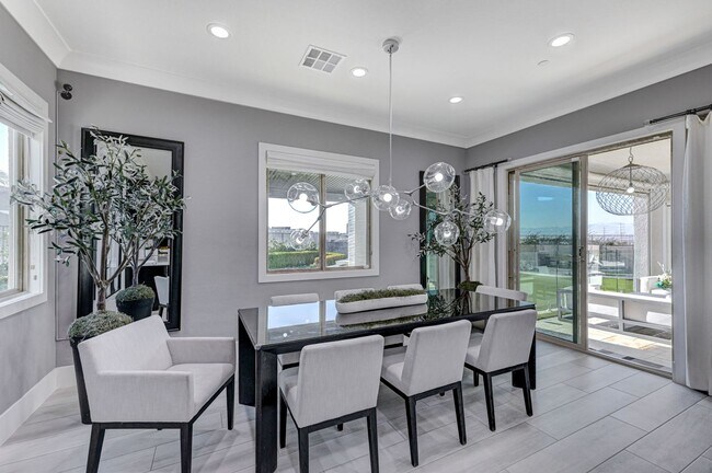 Building Photo - Distinctive Fully Furnished Estate in The Canyons!