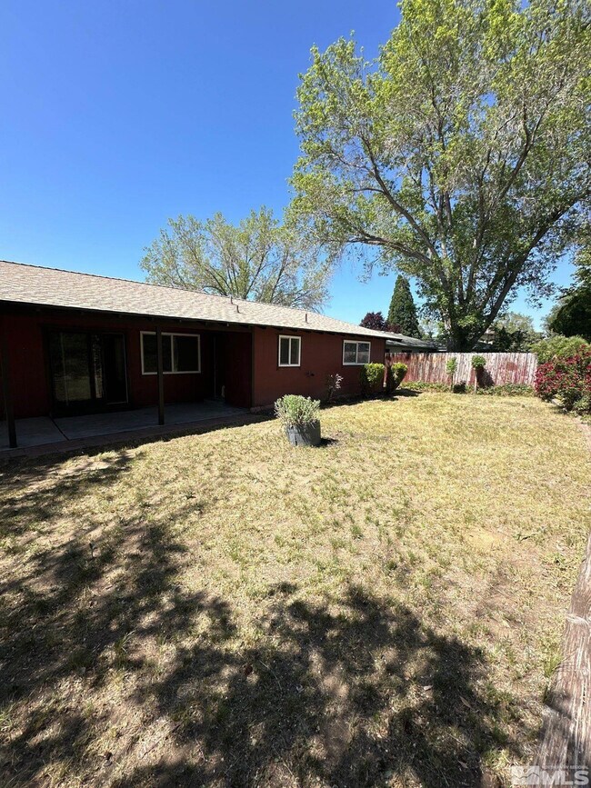 Building Photo - 462 Steffanie Wy