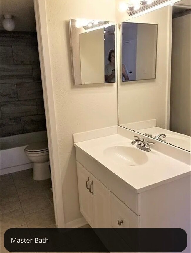 Building Photo - 260 El Dorado Blvd