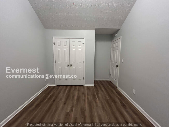 Building Photo - 3129 Far Emerald Land