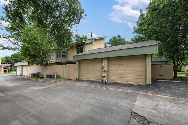 Building Photo - 9504 Quail Village Ln