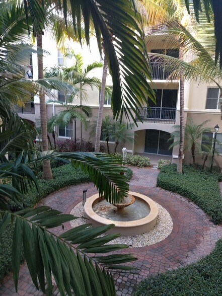 Building Photo - 3210 Renaissance Way