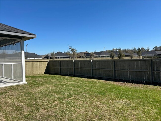 Building Photo - 1601 SW 68th Ter