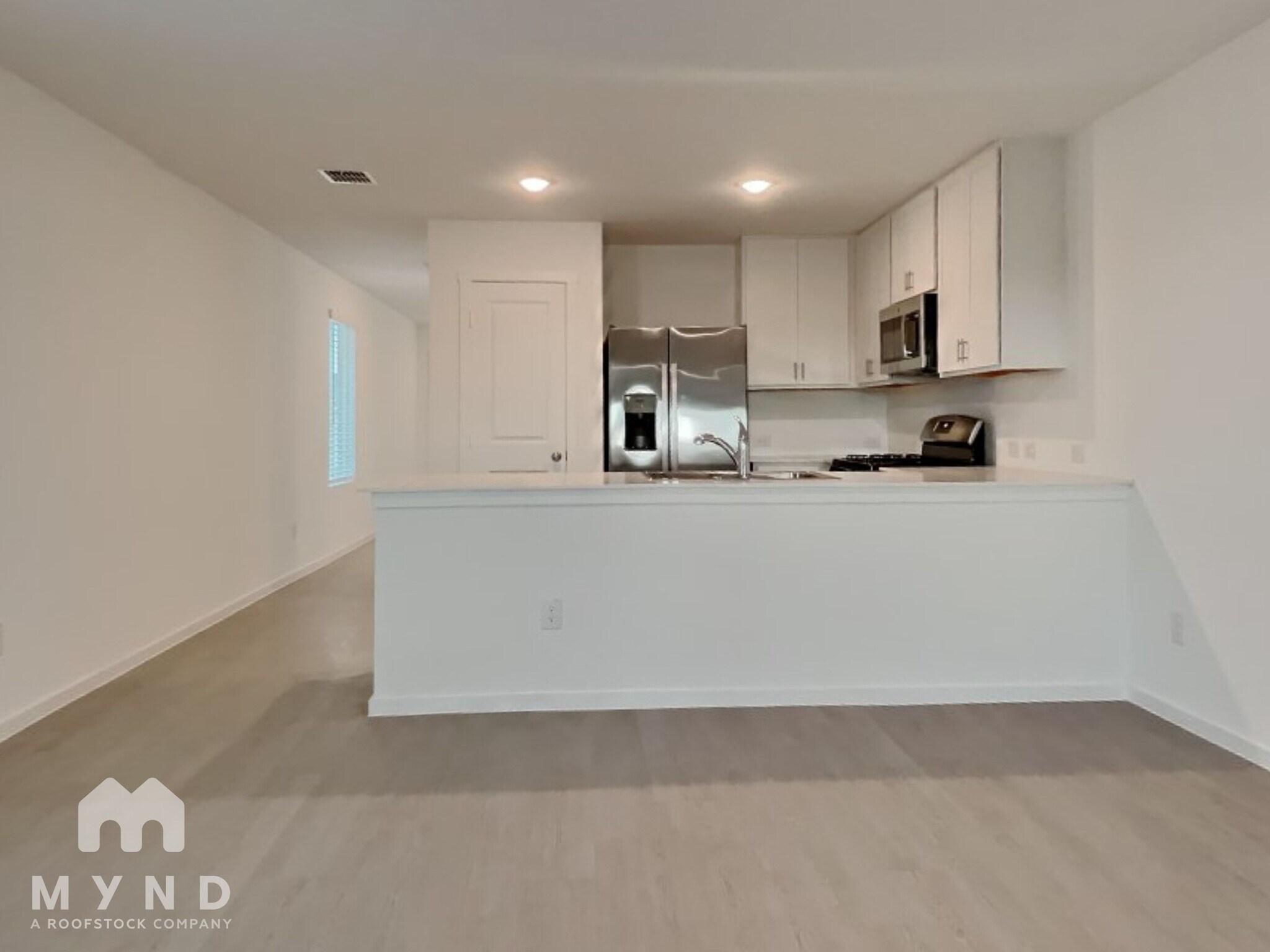 Building Photo - 510 River Run Wy