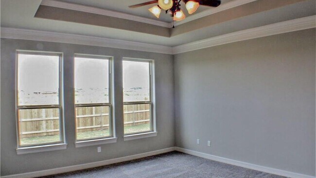 Building Photo - 336 Jake Dr