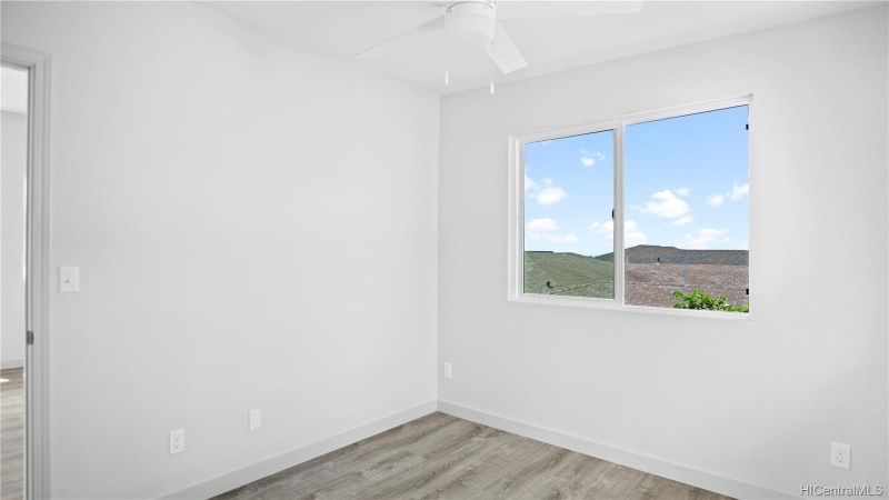 Building Photo - 1810 St Louis Dr