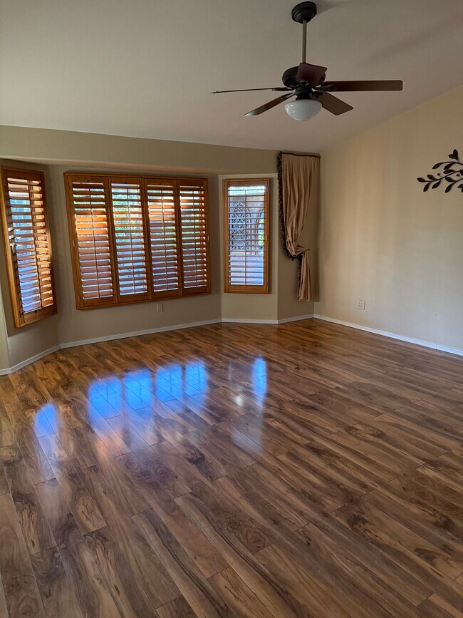 Building Photo - 2384 E Bonita Canyon Dr