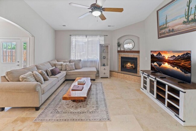 Building Photo - 603 Brookline Loop