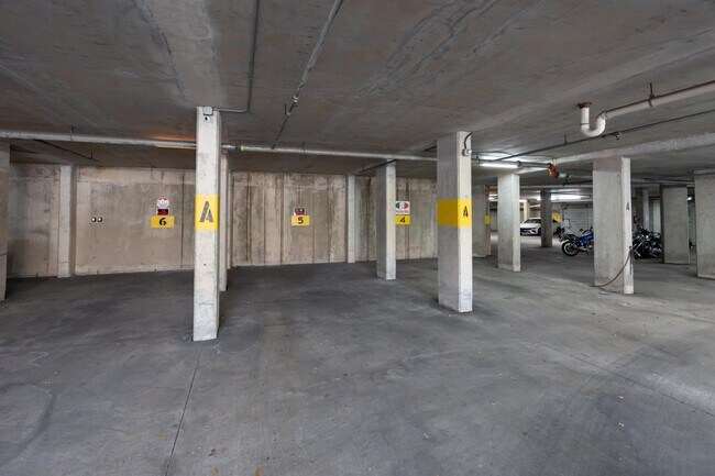 Building Photo - 101 Palm Harbor Pkwy