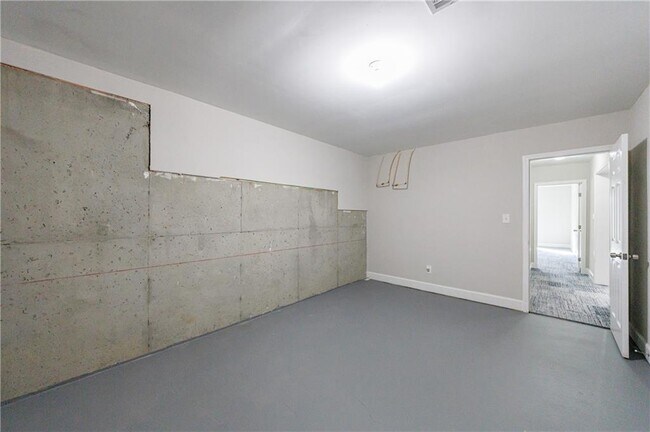 Building Photo - 11 Autumn Wood Dr