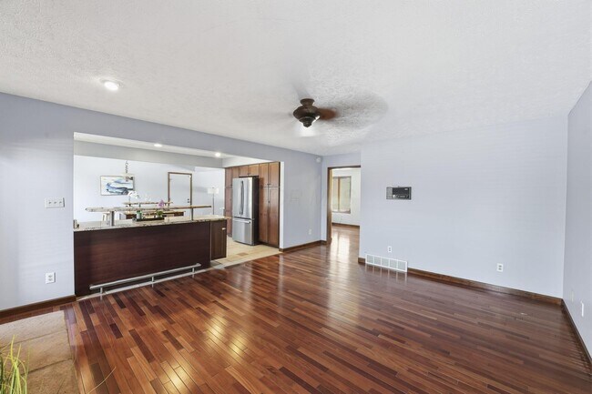 Building Photo - 13040 Duncan Plains Rd NW