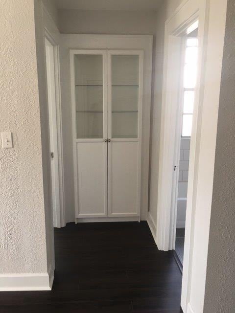 Building Photo - 407 S Melville Ave