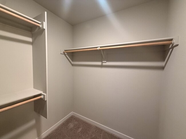 Building Photo - 5590 Mountain Quail Dr S