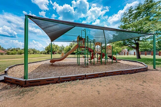 Building Photo - 10616 Mellow Meadow Dr