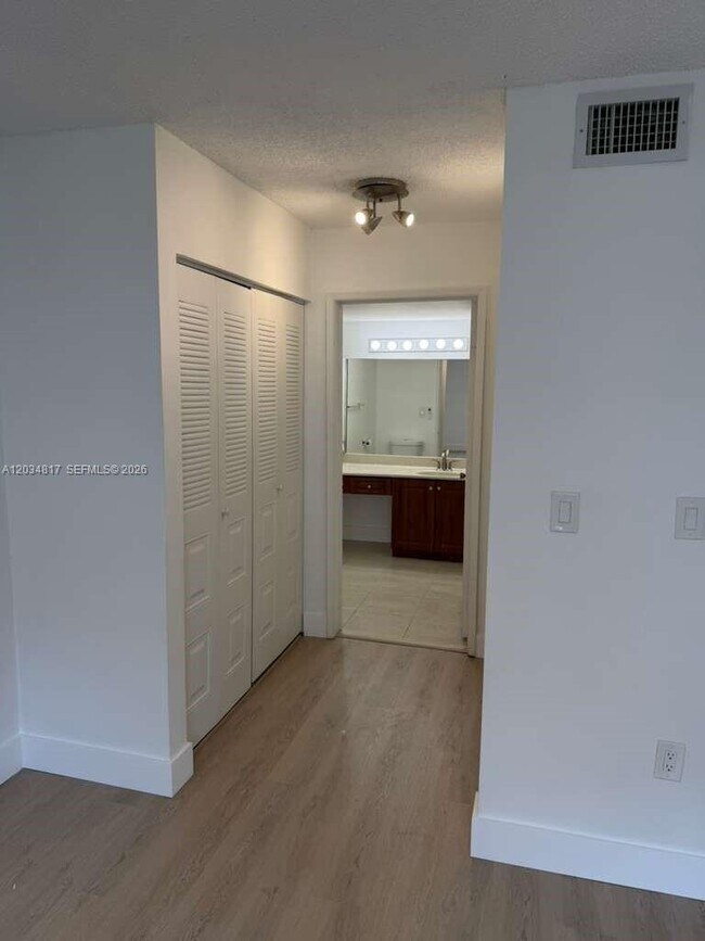 Building Photo - 9767 NW 46th Terrace