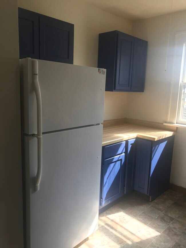 Kitchen, and fridge - 2917 S 31st Ave