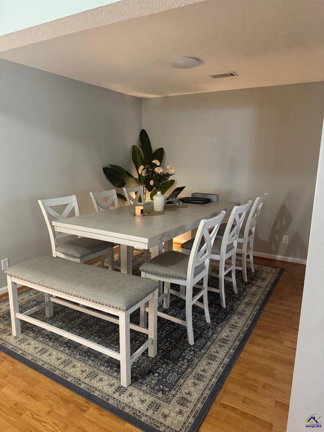 Building Photo - 113 Faybrook Dr