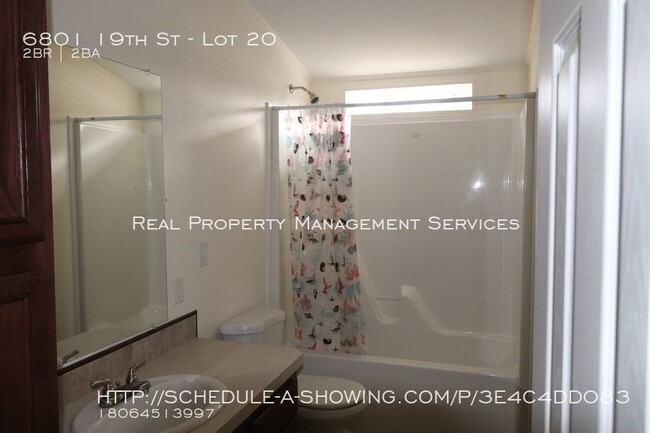Building Photo - Nice Manufactured Home in Commander's Palace
