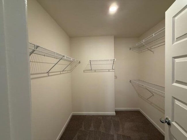 Building Photo - 1216 Grenshaw Dr