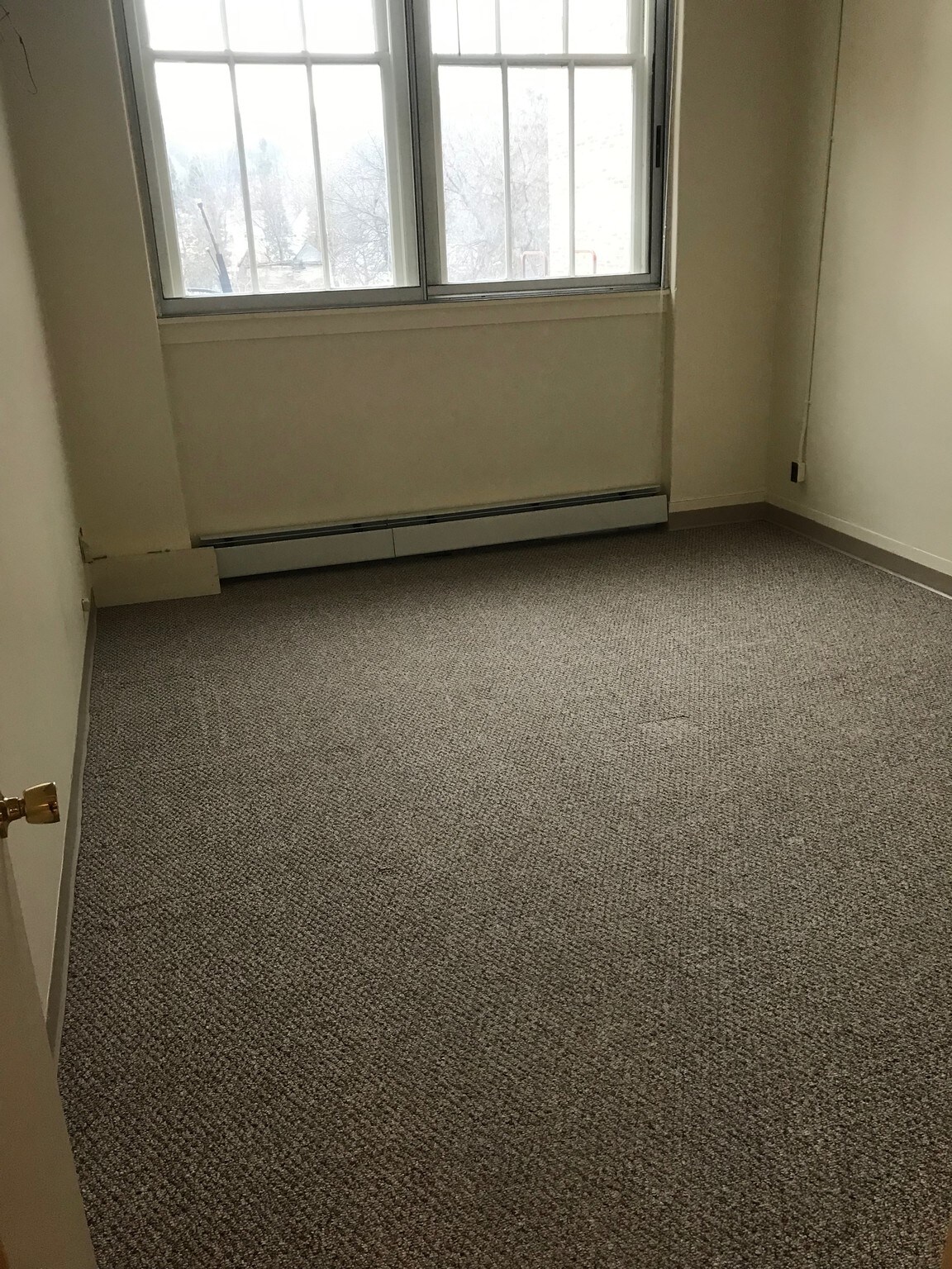 Building Photo - 181 Main St