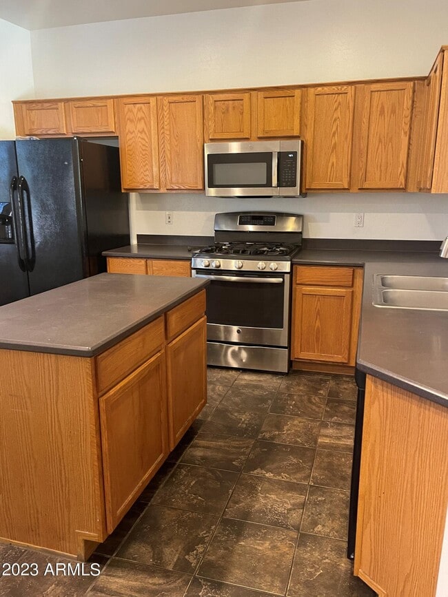 Building Photo - 4314 E Megan St