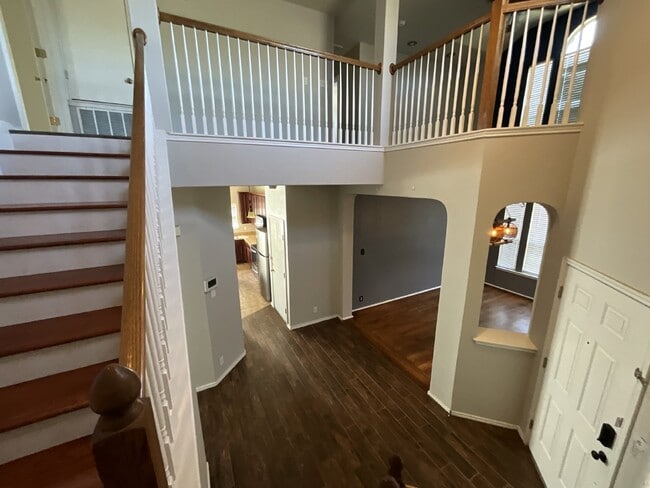 Building Photo - "Charming 3-Bed Oasis with Granite Touches & Cozy Fireplace in Cibolo!"