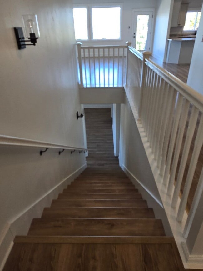 Building Photo - 3 bedroom 2.5 bathroom Custom Built Home