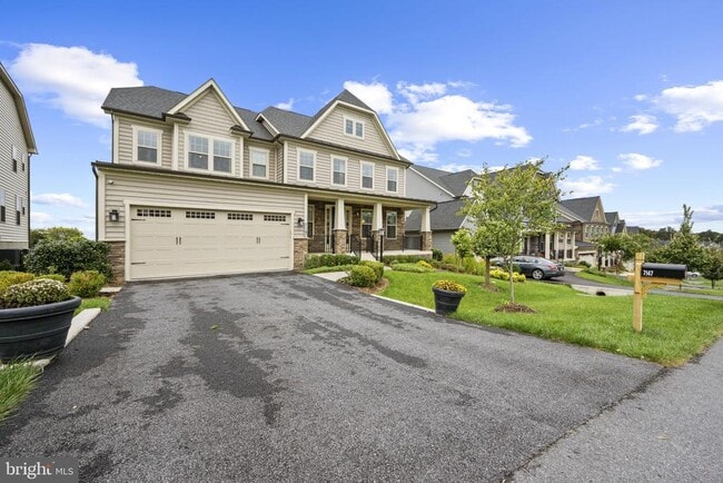 Building Photo - 7147 Starmount Ct