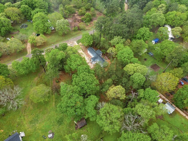 Building Photo - 17411 Rolling Hill Ln