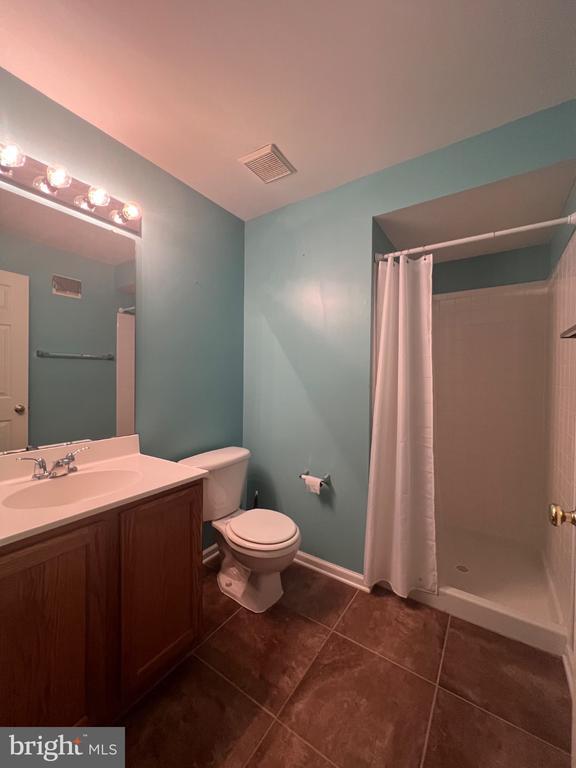 Building Photo - 10 Jolie Ct