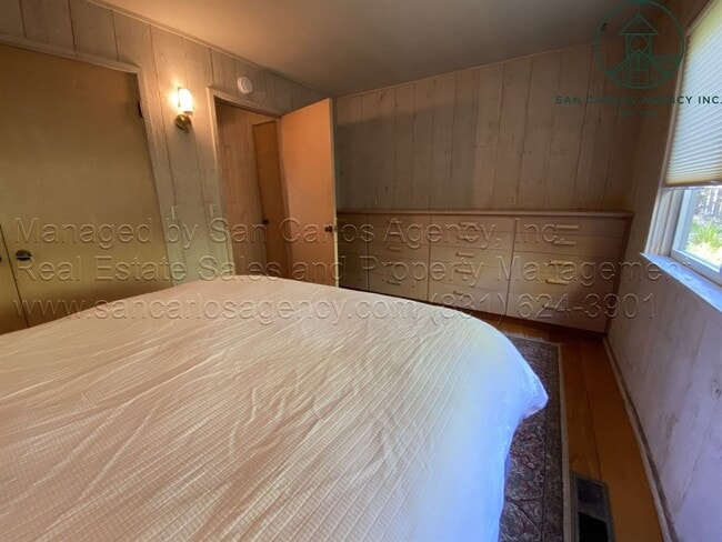 Building Photo - Adorable One Bedroom Carmel Cottage