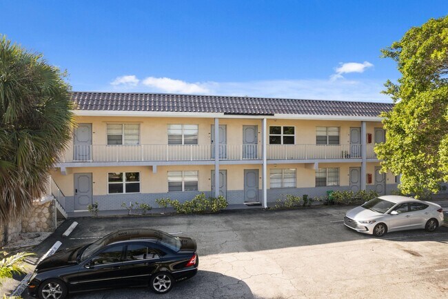 Building Photo - 660 Glouchester St