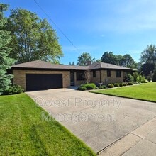 Building Photo - 4663 Marigold St SE