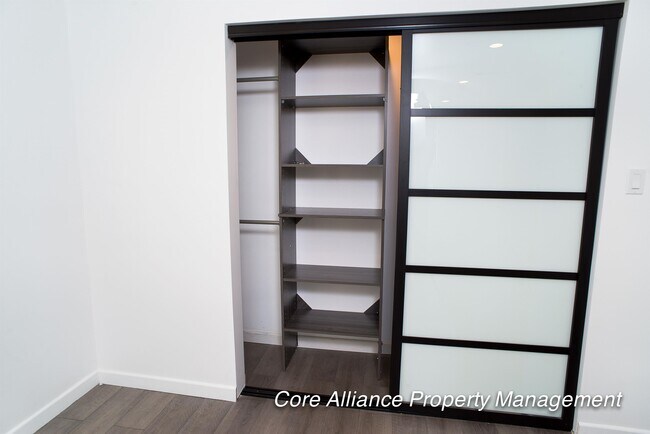 Building Photo - 20422 Schoenborn St