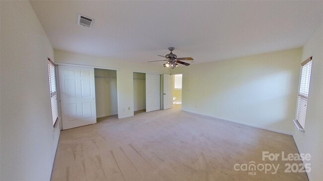 Building Photo - 9029 Seamill Rd