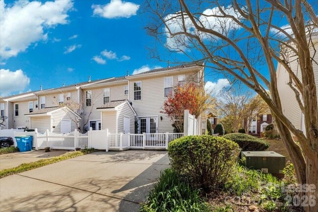 Building Photo - 4102 Christine Ln