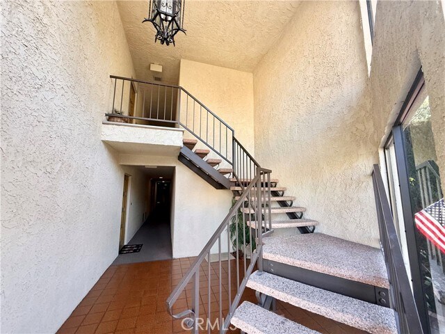 Building Photo - 1155 W 11th St