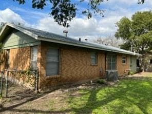 Building Photo - 8211 Burrell Dr