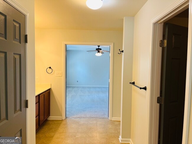 Building Photo - 445 Summerlin Blvd