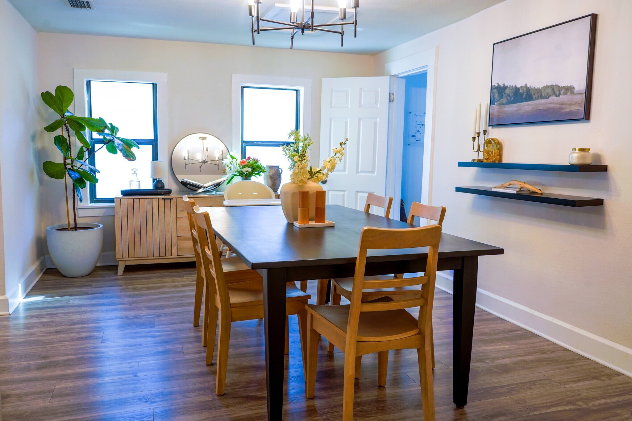 Building Photo - 3835 4th Ave N