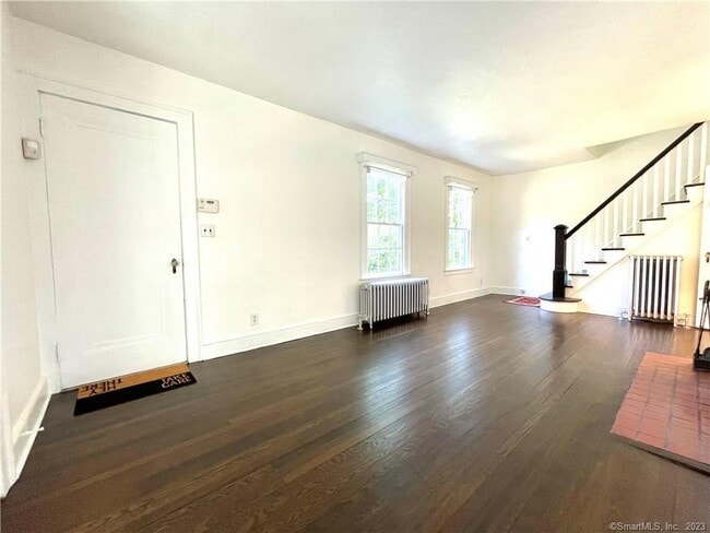 Building Photo - 294 Fountain St