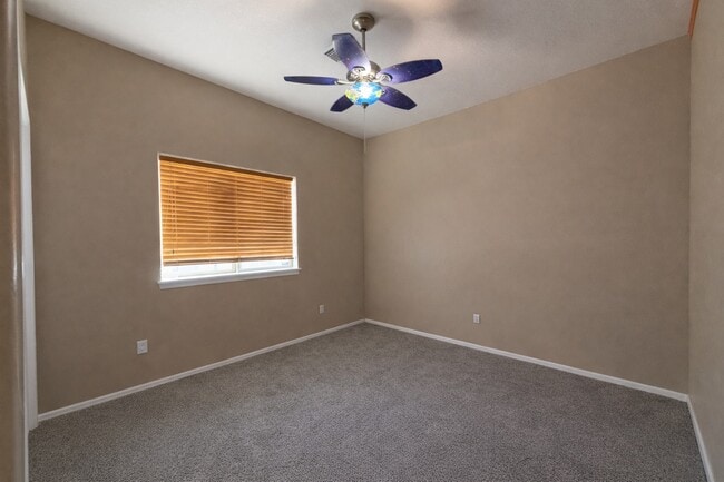 Building Photo - 10745 E 38th Ln