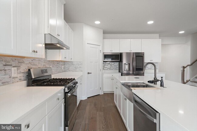 Building Photo - 7550 Mint Springs Ct
