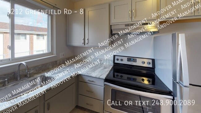 Building Photo - 3212 Greenfield Rd