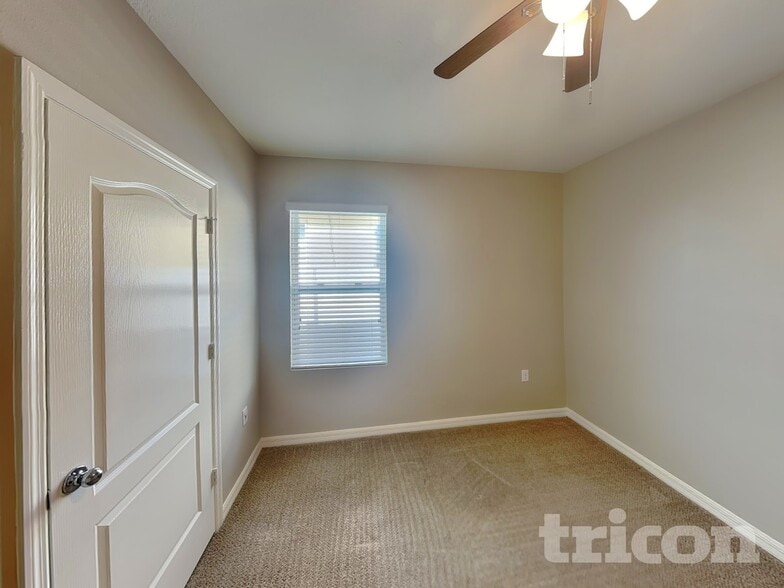 Building Photo - 244 Hamlet Rd