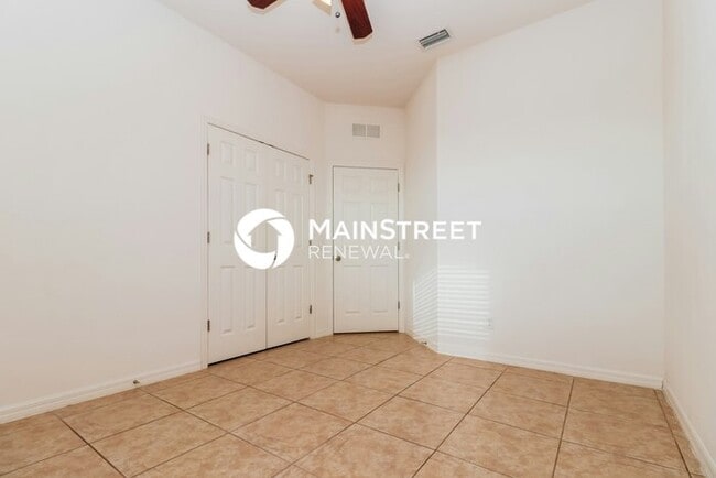 Building Photo - 4 Bedroom Pet-Friendly Home in Cape Coral, FL with Main Street Renewal