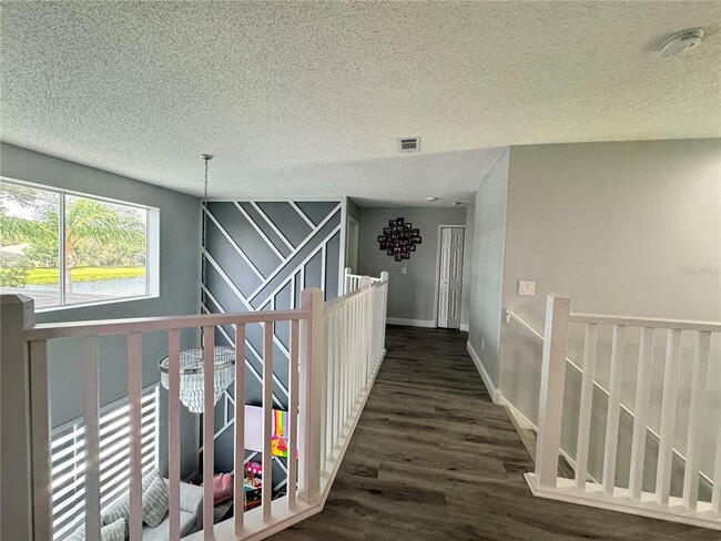 Building Photo - 5355 Tortuga Dr